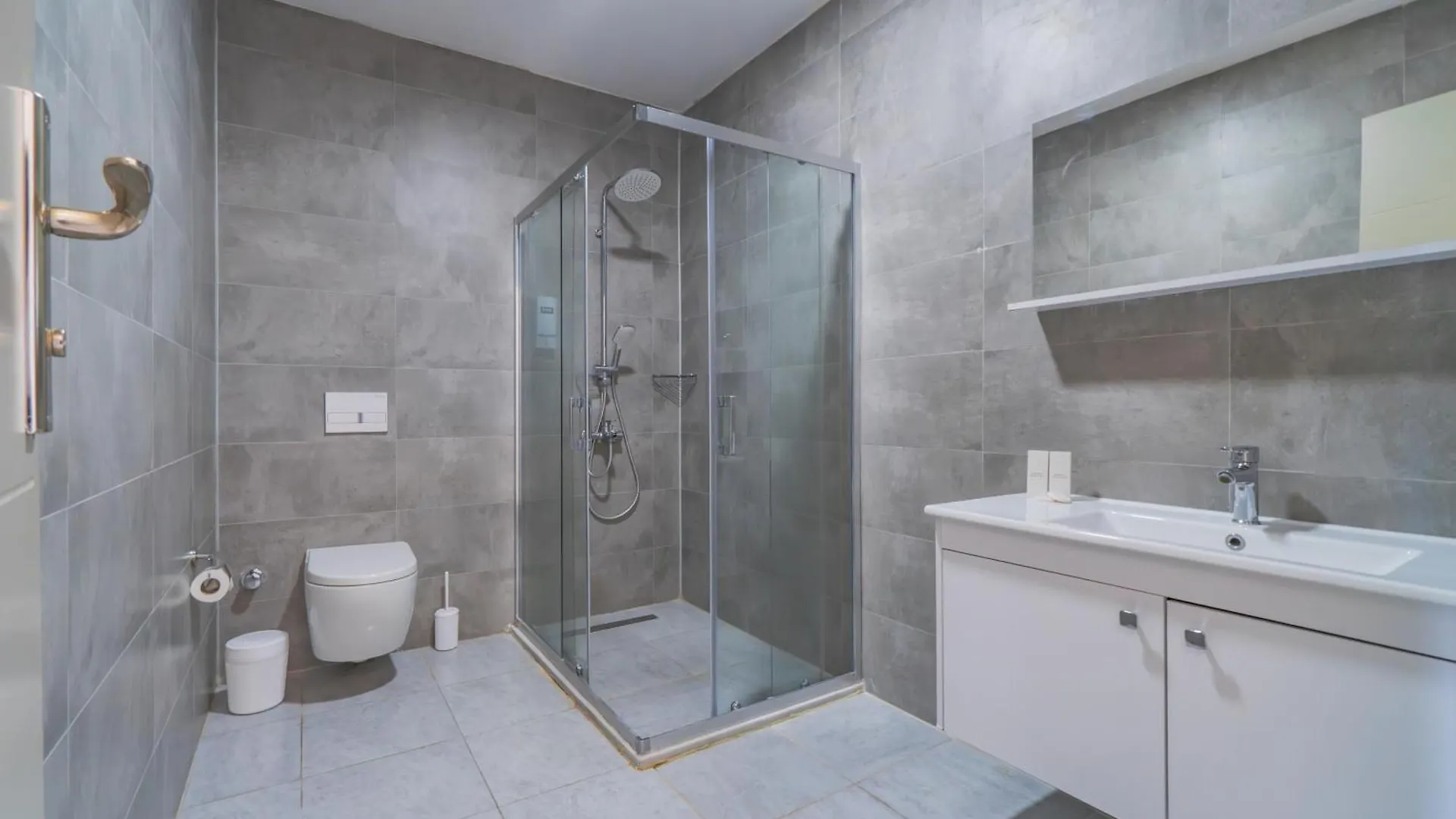 איזמיר Enki Spinoza Thermal Resort Hotel